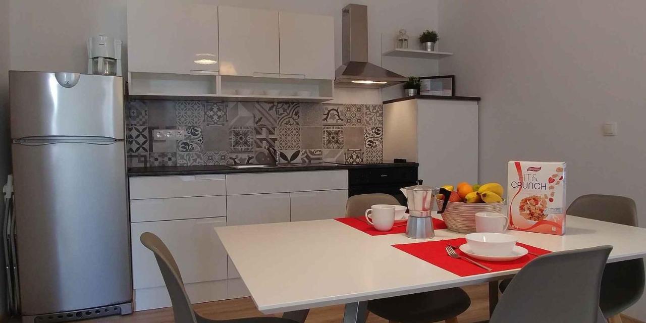 Apartments In Njivice/Insel Krk 34038 מראה חיצוני תמונה
