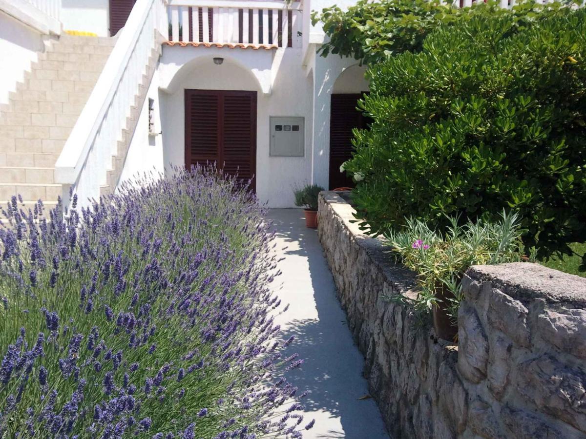 Apartments In Njivice/Insel Krk 34038 מראה חיצוני תמונה